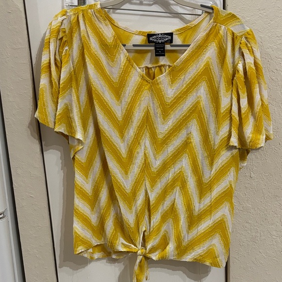 Oliver By Escio Tops - Chic Yellow Chevron Blouse